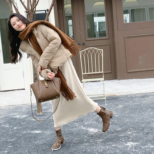 【百图lulu定制】【纸片人羽绒服】90白鸭绒 仿钻绒 短款 菱形格纹衍缝 羽绒服外套 商品图14