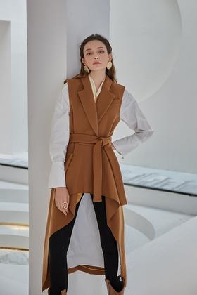 DAMO WANG/王大墨 棕色结构感毛呢马甲 14318