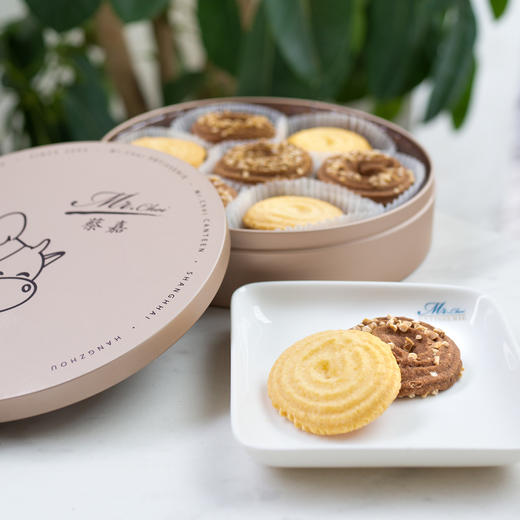 双色黄油曲奇饼干圆罐礼盒 商品图0