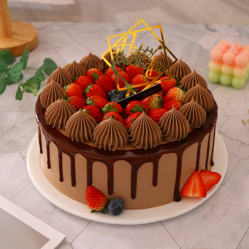 莓果田园—鲜果奶油生日蛋糕