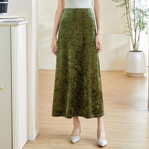 剩S/M 米思阳2025秋季新款复古法式丝绒半身裙高腰亮面修身弹力长裙0208 商品图1