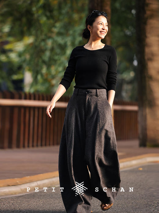 PETIT SCHAN小闪 CLO#376 cruise 游弋 意大利进口羊毛桑蚕丝混纺微弧大廓形阔腿香蕉裤 商品图5