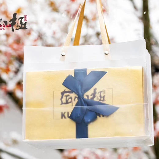 高端定制 匠心极“烫金”脆蜜金柑，巨无霸，纯甜无酸！皮薄而脆爽，无籽化渣，一口咬下，像一个个“小糖炮”，甜蜜的汁水留在舌尖，爆汁的爽脆让人惊喜！ 商品图9