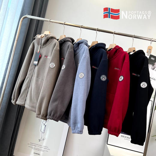 新增夹克外套！超帅气❗️出口订单！挪威远征科考队专用【情侣款5色立领、连帽摇粒绒户外功能性外套】防寒抗寒零下-15度❗️冬天行走的小暖炉 ✅源头工厂直发！无中间多层差价，市面上最低！重点：超厚款 商品图0