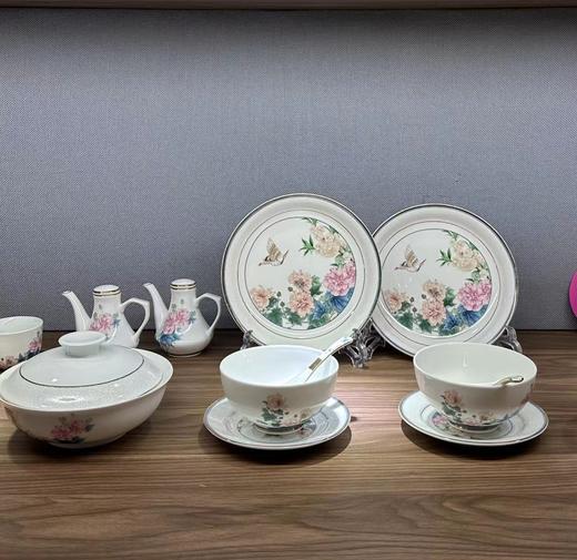 景德镇陶瓷 国瓷红叶48头锦簇盛世 商品图0