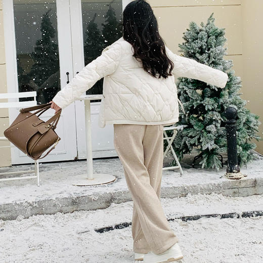 【百图lulu定制】【纸片人羽绒服】90白鸭绒 仿钻绒 短款 菱形格纹衍缝 羽绒服外套 商品图4