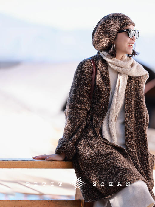 PETIT SCHAN小闪 CLO#413 Neck and neck 不分上下 牦牛绒手纺纱纯手编针织开衫大外套 商品图0