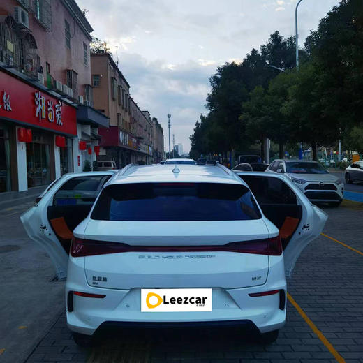 比亚迪 E2 尊贵型【长租-深圳】 商品图5