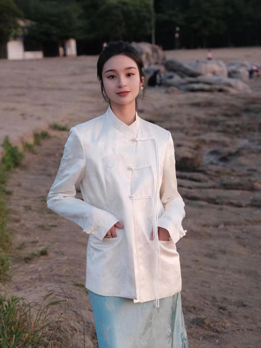 盛唐牡丹 |丝麻手推绣新中式外套 商品图1