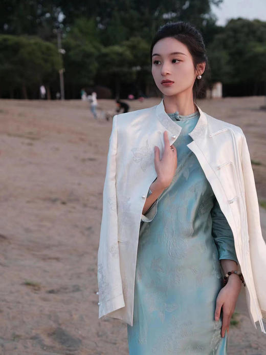 盛唐牡丹 |丝麻手推绣新中式外套 商品图3