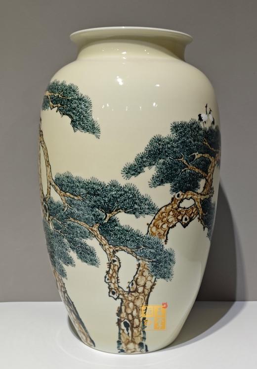 黄釉松鹤延年赏瓶 商品图0