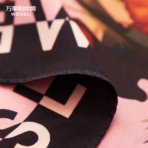 万事利“灼灼花开”63厘米双面印花中方巾 商品图1