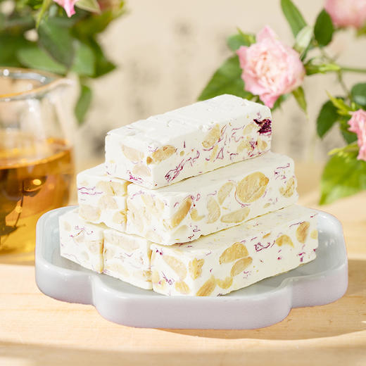 潘祥记云南特产鲜花饼过年春节超有礼年货送礼盒坚果休闲零食小吃糕点心 商品图6