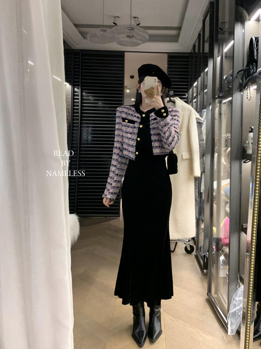 Read Nameless /跨年丝绒吊带鱼尾长裙 商品图12