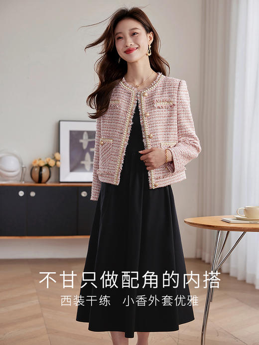 【五折购】熙世界气质黑色连衣裙女秋2025新新款高级感赫本风小黑裙长裙子 商品图2