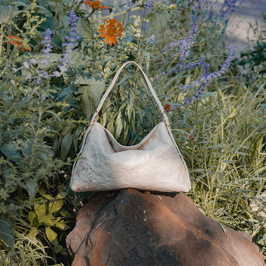 【赵昭仪同款】品牌直发 APEDE MOD 软牛皮粽子包流浪包（肩带可拆卸调节） 商品图10