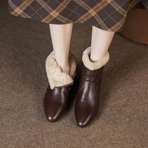 【预售5天发货】加绒加厚马丁短，粗跟牛皮羊毛短靴保暖低跟MCC-C9531 商品图1