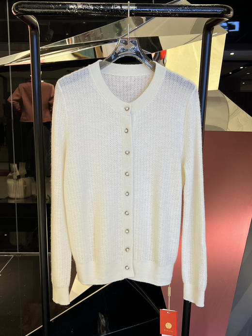 女士羊绒开衫 商品图1