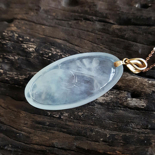 【天然正品】AU750黄金 镶钻 镶高冰种 雕兰花蜻蜓图案 翡翠吊坠项链 020122NJS09 商品图4