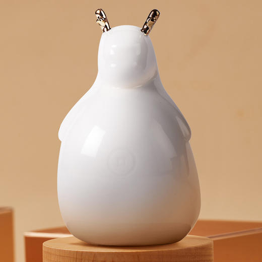 仟信 龙系列家居摆件赚钱龙/拍拍龙 灯光变化：白光、黄光、暖光以及呼吸灯光可选 拍一拍和语音两种指令 商品图14