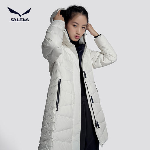 SALEWA沙乐华/女式中长厚羽绒服 SWADG92143 商品图2