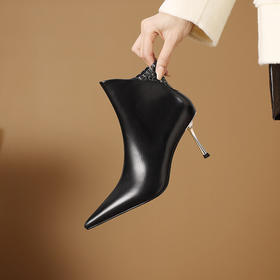 【预售5天】黑色小高跟鞋拼接法式优雅尖头细跟及裸靴冬季短靴XC&SR206