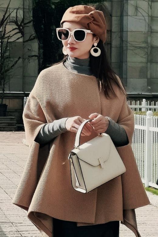 衣橱新宠-Lady挚爱、量感式斗篷外套 - 百搭遮肉时尚大衣 2205002 商品图2