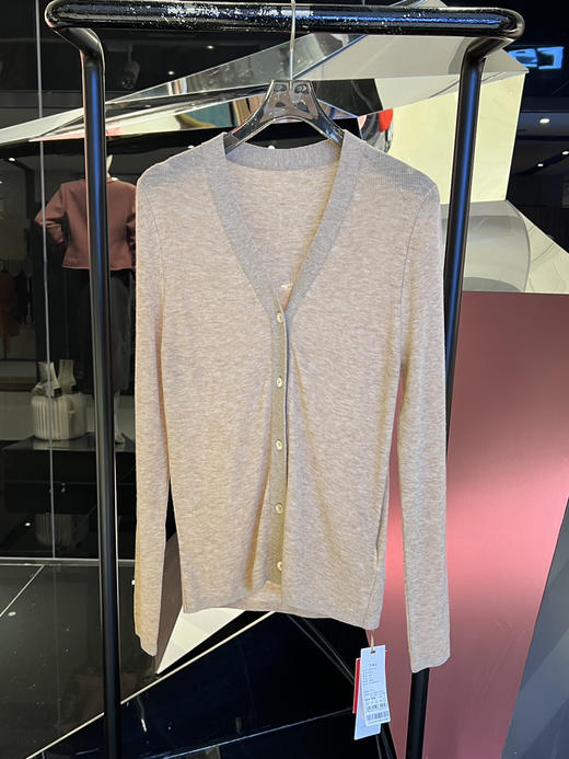 女士V领小开衫 商品图2