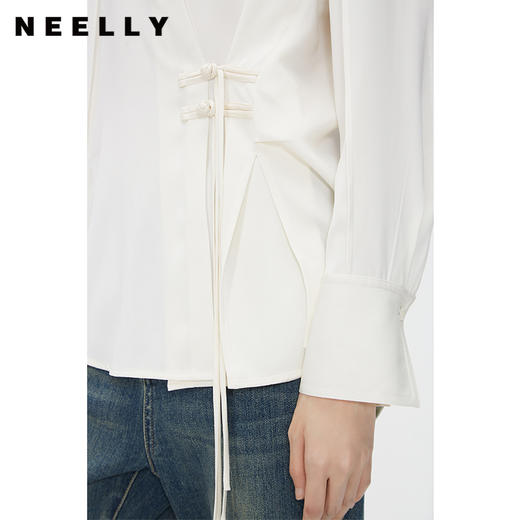 NEELLY纳俪商场同款新中式纯色盘扣衬衫女国风设计感翻领通勤衬衣N24012B01032 商品图2