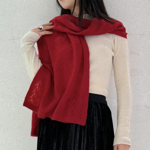 馥迦新年温暖软糯镂空羊绒围巾 商品图1
