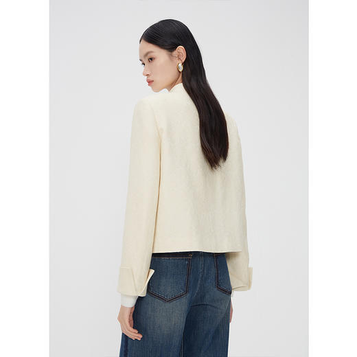 NEELLY纳俪商场同款新中式立领盘扣短外套女重工提花设计感上衣N24012C01035 商品图3