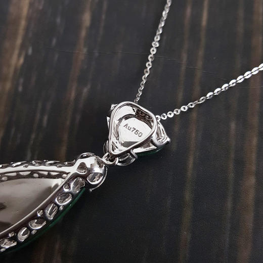 【天然正品】6.588克 AU750白金 镶钻 满绿糯冰种 水滴形 收藏级翡翠 纯净 150621NJ23 商品图4