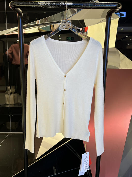 女士机洗精纺羊毛v领开衫 商品图2