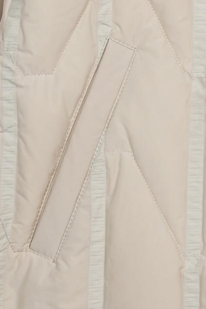 现货 臣禾 轻磅压胶羽绒服9234070452 商品图5