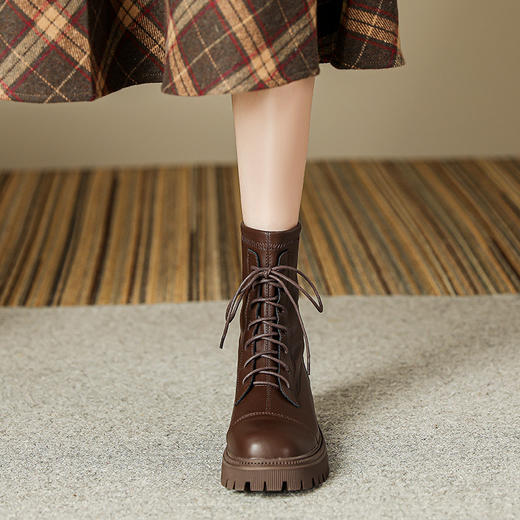 2023秋冬款短靴英伦风圆头粗跟短筒靴子女系带马丁靴经典款女靴子 商品图7