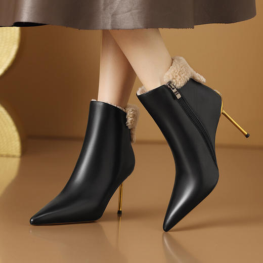 【预售5天】设计感短靴，秋冬高跟尖头细跟显瘦靴杏色加绒靴子XC-S129M 商品图1