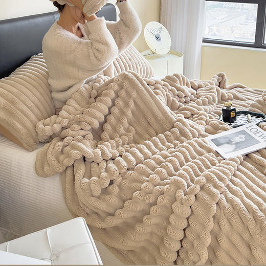 轻奢兔毛绒毛毯沙发毯休闲毯子秋冬卧室加厚保暖盖毯空调毯午睡 商品图5