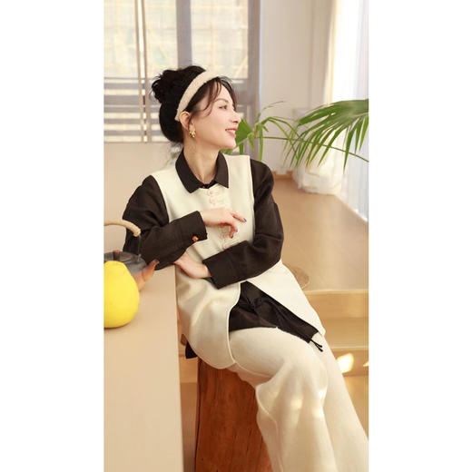 【线上专属】【贺春系列】马甲（24704022-凝脂 ） 商品图4