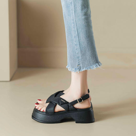 休闲凉鞋女夏季2023新款网红厚底松糕罗马鞋ins超火欧美大牌鞋子 商品图1