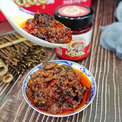 【消费帮扶】安徽六安 蘑菇大王丁伦保 酱蘑菇 香而不腻 营养丰富 商品图0