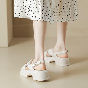 休闲凉鞋女夏季2023新款网红厚底松糕罗马鞋ins超火欧美大牌鞋子