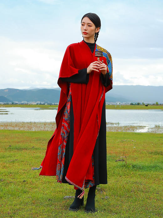 洗铅华刺绣外套| 多样穿搭设计 | 含羊毛巨保暖 | 现货加急发 商品图3