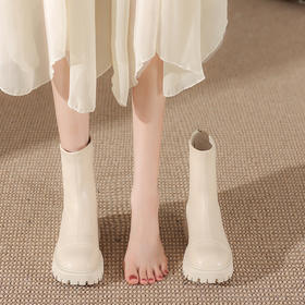 马丁靴短靴子女2022秋冬新款英伦风粗跟厚底瘦瘦靴圆头短筒女靴子