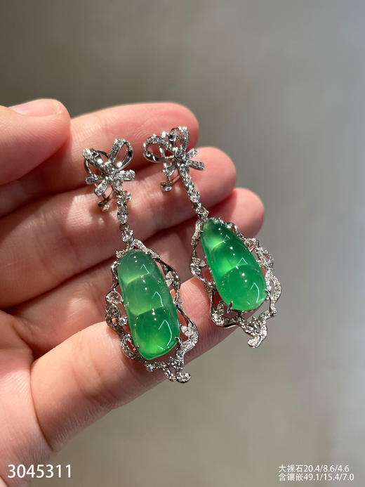 近玻璃种艳绿福豆耳坠【3045311】具体价格微信咨询 商品图6