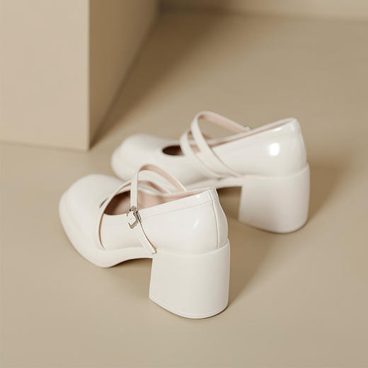 【新易泰】现货爆款热卖玛丽珍鞋高跟浅口一字扣带单鞋女 商品图3