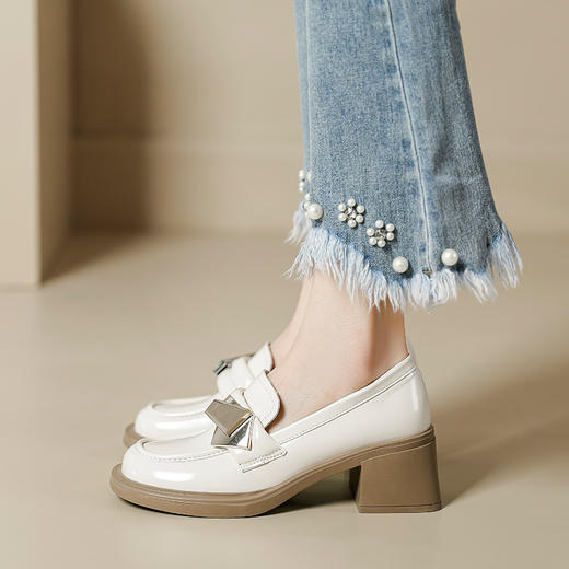 乐福鞋女2023年春秋季英伦风小皮鞋粗跟高跟一脚蹬圆头黑色单鞋女 商品图0