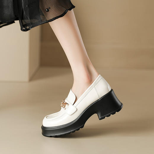 英伦风小皮鞋女2023年春季新款厚底增高乐福鞋松糕底粗跟单鞋 商品图3