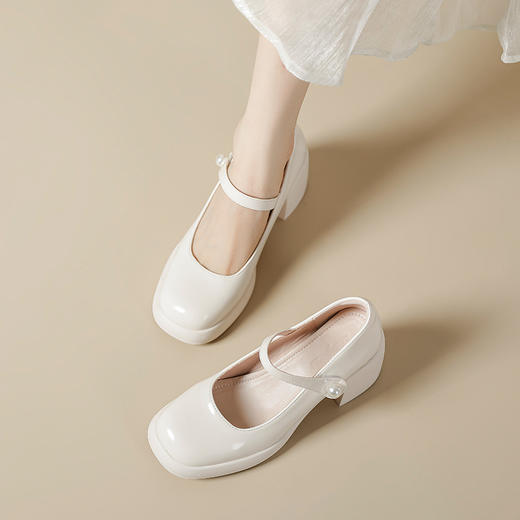 真皮玛丽珍鞋粗跟单鞋女2023春季新款高跟鞋珍珠扣复古浅口仙女鞋 商品图1