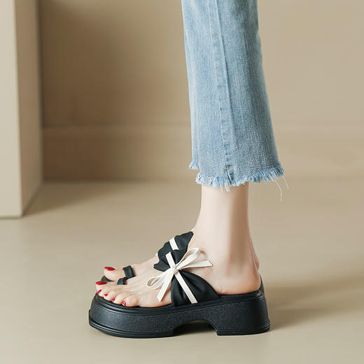 【黑白配ju好看】蝴蝶结拖鞋女2023夏季新款松糕厚底夹趾凉鞋女 商品图1