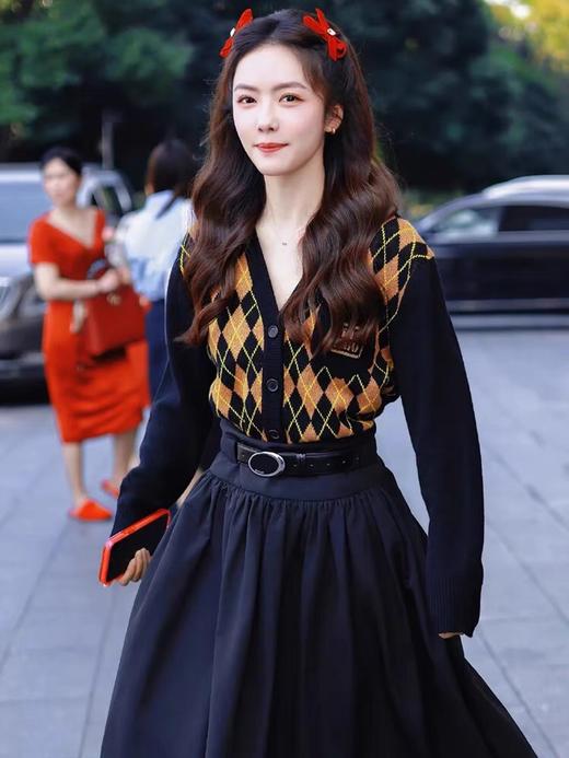 女毛衣开衫2323 商品图0